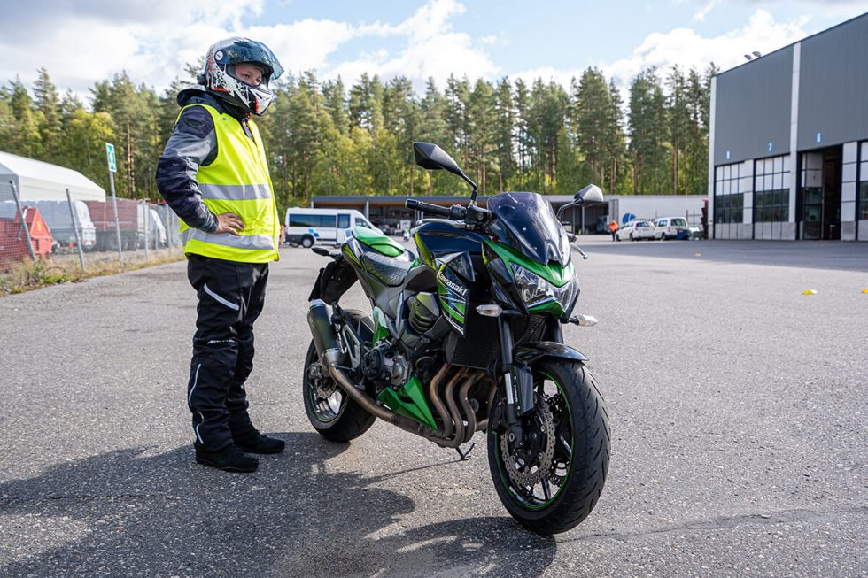 MP-kouluttajan Työn Haasteet Ja Onnistumiset - Autokoulu AjoMesta Nuutinen