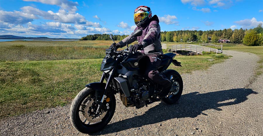 Yamaha MT-09 Yamaha MT-09